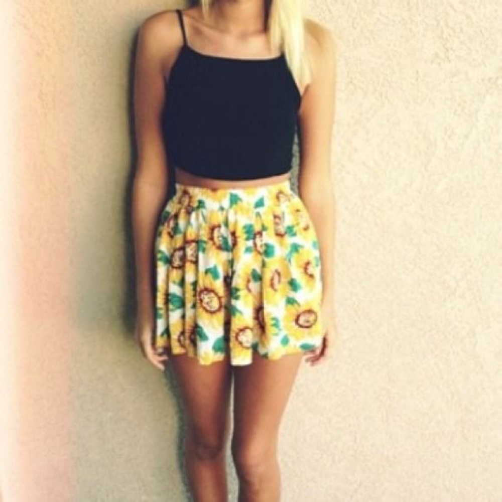 RARE Brandy Melville Luma Sunflower Skirt - Picture 7 of 10
